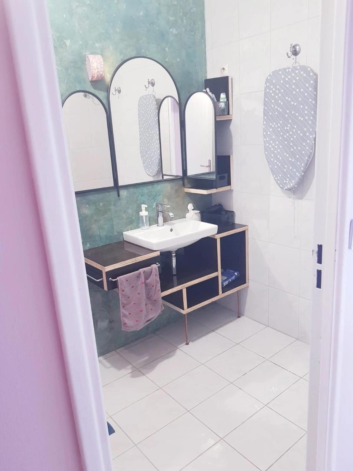 Chambre Famille D'Accueil Entre Paris Et Disney Douze Minutes Centre Paris Quinze Euros De Plus Pour Frais De Menage Neuilly-sur-Marne Exterior foto